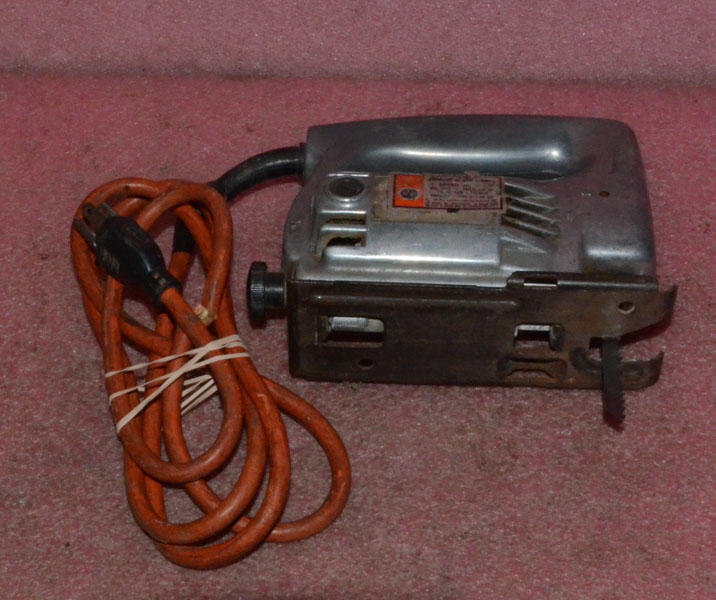 Vintage Black And Decker 7536 2 Speed Corded Jig Saw small