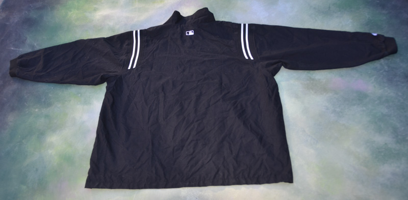 majestic umpire pullover