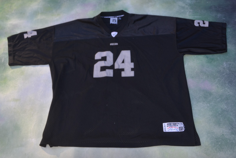 raiders 4xl